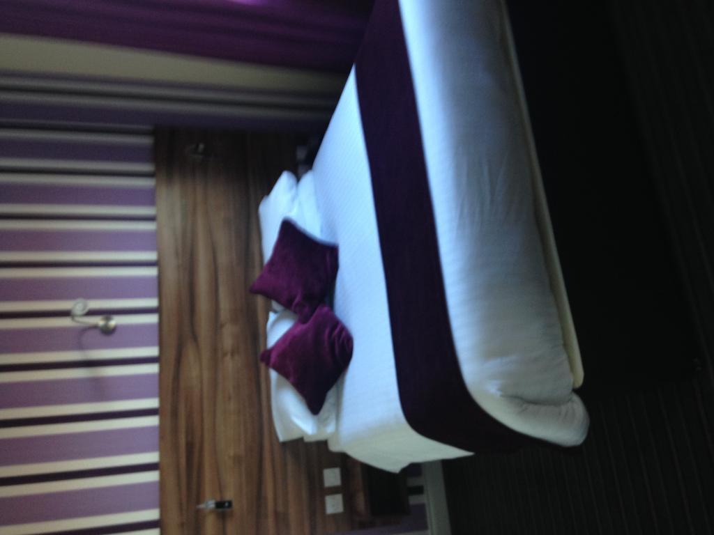 Mourne Country Hotel Newry Buitenkant foto
