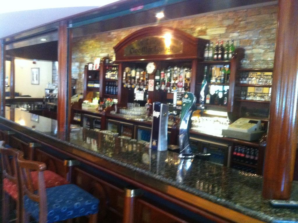 Mourne Country Hotel Newry Buitenkant foto